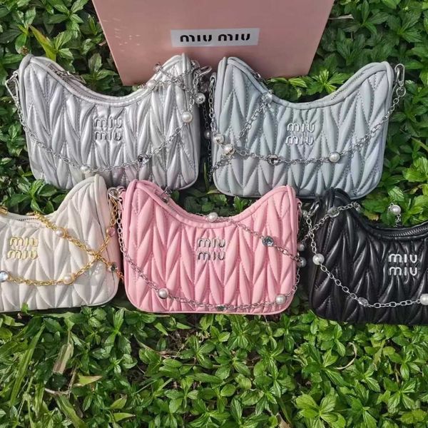 designer bags miumiu bag women's bag miu miao fashion premium girl heart diamond chain sweet bag shoulder bags crossbody bag
designer bags miumiu bag women's bag miu miao fashion premium girl heart diamond chain sweet bag shoulder bags crossbody bag