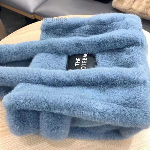 luxury women bags faux fur totes furry plush shoulder crossbody bag for woman designer soft handbags purses large the tote bag
luxury women bags faux fur totes furry plush shoulder crossbody bag for woman designer soft handbags purses large the tote bag