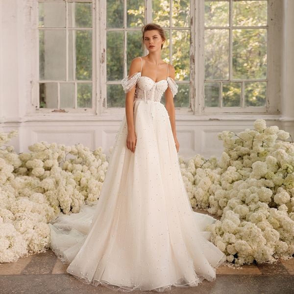 elegant pearls a line spaghetti strap wedding dresses off the shoulder tulle boho bridal gown sweep train vestido de mariee, White
elegant pearls a line spaghetti strap wedding dresses off the shoulder tulle boho bridal gown sweep train vestido de mariee, White