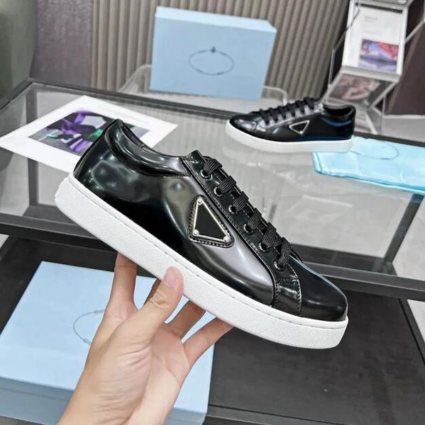 designer patent leather running shoes men's and women's casual shoes triangle single logo black leather shoes classic pradss paten
designer patent leather running shoes men's and women's casual shoes triangle single logo black leather shoes classic pradss paten