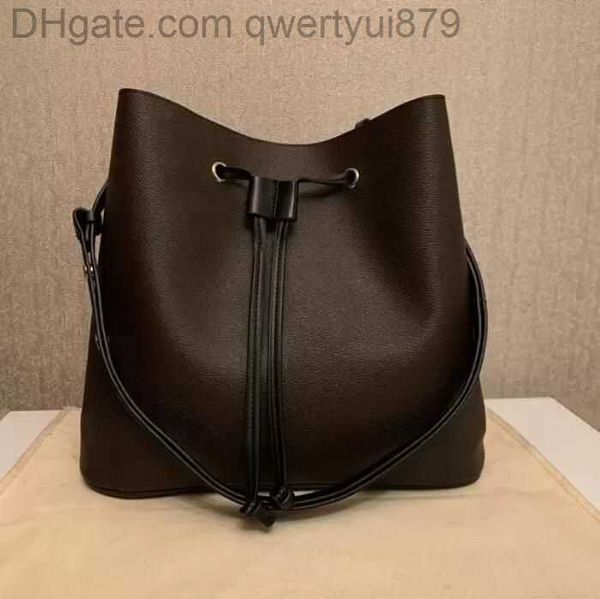 shoulder bags 2022 designers sale vintage bucket handbag women bags handbags wallets for leather chain bag crossbody and shopping
shoulder bags 2022 designers sale vintage bucket handbag women bags handbags wallets for leather chain bag crossbody and shopping