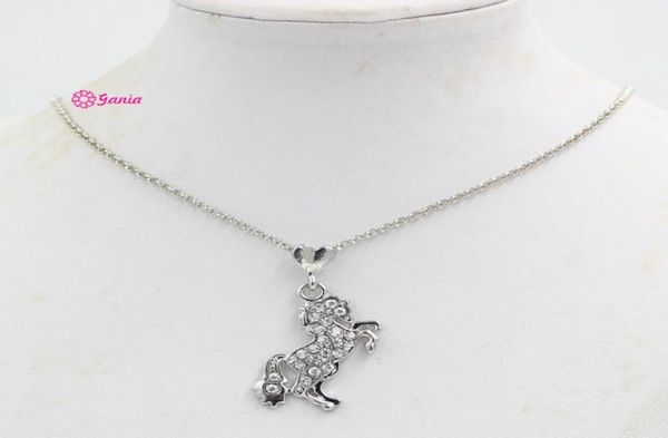 lead nickel equestrian horse jewelry made of zinc alloy with czech crystal rhinestone silver color horse pendant necklace6428211
lead nickel equestrian horse jewelry made of zinc alloy with czech crystal rhinestone silver color horse pendant necklace6428211