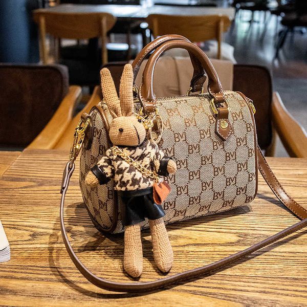 light luxury fashion boston women's bag handheld small bag women's new trend pillow bag single shoulder crossbody bag
light luxury fashion boston women's bag handheld small bag women's new trend pillow bag single shoulder crossbody bag