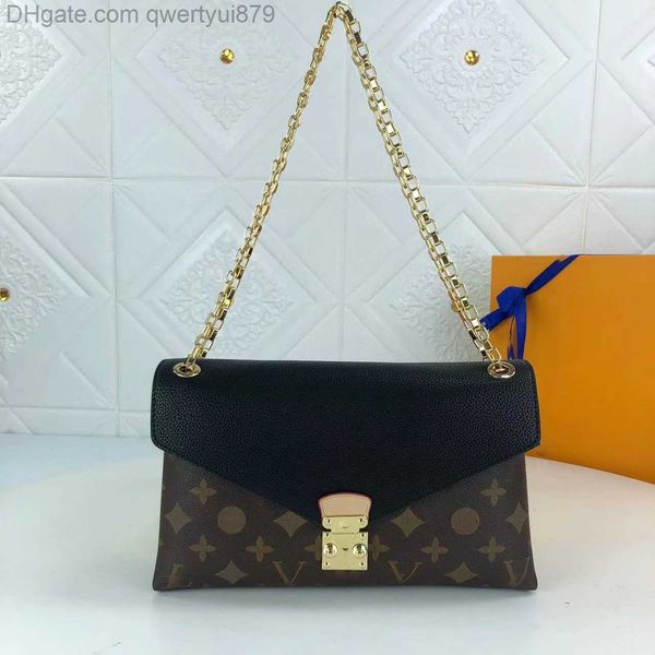 totes woman bags portable one shoulder tassel bag bottegas fashion shopping satchels leather luxury designer purses hobo handbag crossbody m
totes woman bags portable one shoulder tassel bag bottegas fashion shopping satchels leather luxury designer purses hobo handbag crossbody m