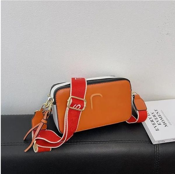 2023 bag print shoulder bag letter womens bags camera pink color versatile messenger fashion black green contrast summer khbcu
2023 bag print shoulder bag letter womens bags camera pink color versatile messenger fashion black green contrast summer khbcu
