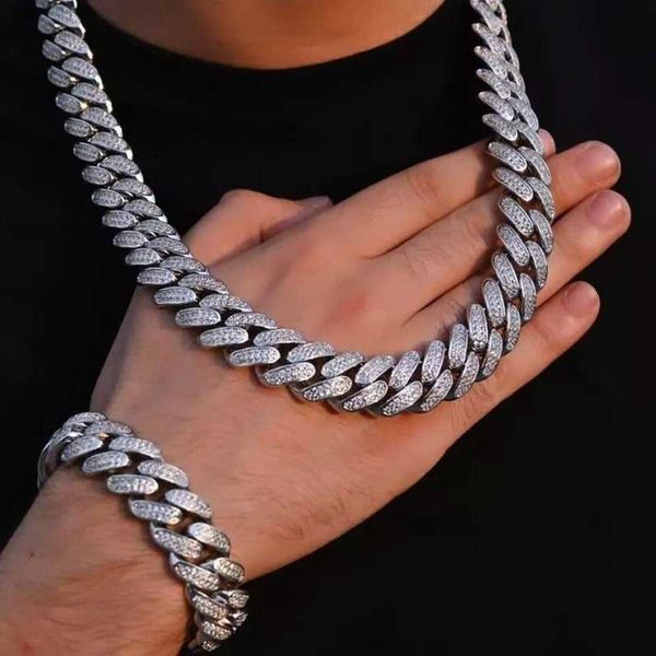 gold/silver/diamond cuban chain necklace for men/women miami blinged iced platinum hip hop chain
gold/silver/diamond cuban chain necklace for men/women miami blinged iced platinum hip hop chain
