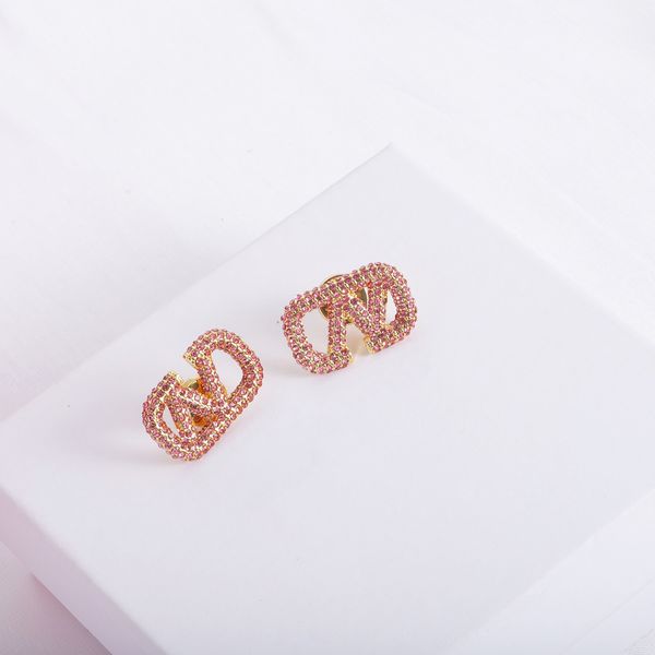 earrings designer for women diamond studs luxury pink crystal v letter ear studs for girl fashion jewelry anniversary gift, Golden;silver
earrings designer for women diamond studs luxury pink crystal v letter ear studs for girl fashion jewelry anniversary gift, Golden;silver