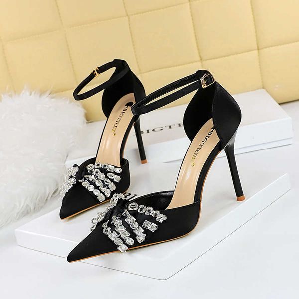 womens high heel sandals with crystal diamond luxury pumps thin heels party shoes, Black
womens high heel sandals with crystal diamond luxury pumps thin heels party shoes, Black