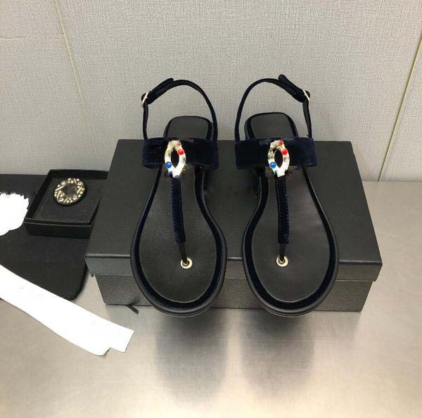 new men women sandals shoes designer slippers crystal slide summer wide flat lady sandals slipper with box dust bag 35-41, Black
new men women sandals shoes designer slippers crystal slide summer wide flat lady sandals slipper with box dust bag 35-41, Black