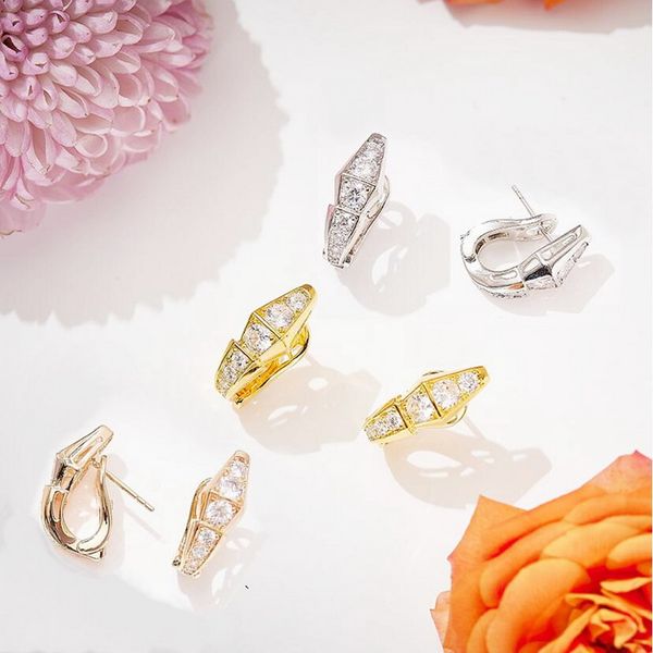 designer collection style stud earrings women lady inlay czech zircon diamond plated gold narrow snake serpent snakelike ear clip, Golden;silver
designer collection style stud earrings women lady inlay czech zircon diamond plated gold narrow snake serpent snakelike ear clip, Golden;silver