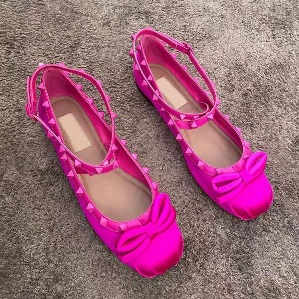 garavani rockstud satin ballerina woman pink nail ankle strap square head ballet flats loafers casual shoes designer shoes wedding party lux, Black
garavani rockstud satin ballerina woman pink nail ankle strap square head ballet flats loafers casual shoes designer shoes wedding party lux, Black