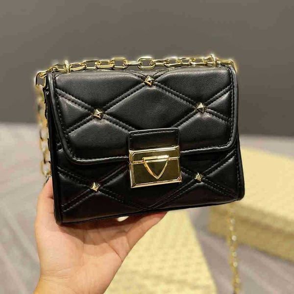 products g-letter shoulder bags totes women designer bags 5 colors gold chain crossbody bag designer handbags leather small fragrance flap p
products g-letter shoulder bags totes women designer bags 5 colors gold chain crossbody bag designer handbags leather small fragrance flap p