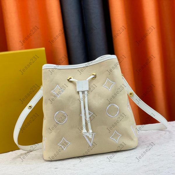 10a designer bag womens mm size bucket bag embroidery shoulder bags totes handbag crossbody bag handbags tote bag wallets 26cm with original
10a designer bag womens mm size bucket bag embroidery shoulder bags totes handbag crossbody bag handbags tote bag wallets 26cm with original