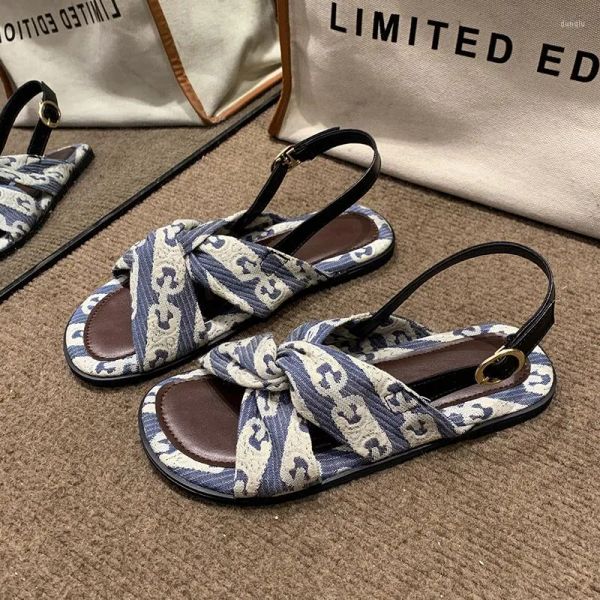 casual shoes sandals women's slippers 2023 designer summer open toe flat bottom outdoor fashion large, Black
casual shoes sandals women's slippers 2023 designer summer open toe flat bottom outdoor fashion large, Black
