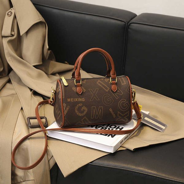 women's bag new old flower boston handbag versatile one shoulder crossbody bag fashion
women's bag new old flower boston handbag versatile one shoulder crossbody bag fashion