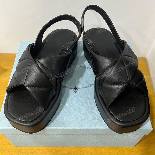 sandali platform in nappa trapuntata sandal 1xz74 colore deserto logo lettering metallo rubber sole womens brand sandals soft leather sandal, Black
sandali platform in nappa trapuntata sandal 1xz74 colore deserto logo lettering metallo rubber sole womens brand sandals soft leather sandal, Black
