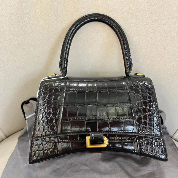 crocodile skin purses fashion totes luggage womens underarm mens leather baguette handbag shoulder bags camera luxurys designer flap cross b
crocodile skin purses fashion totes luggage womens underarm mens leather baguette handbag shoulder bags camera luxurys designer flap cross b