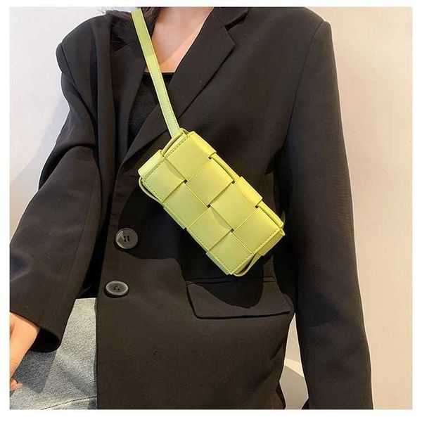 luxury bottegass venetas jodie woven cloud tote 2023 purse new summer small bag for girls fashionable and versatile handwoven mesh red cross
luxury bottegass venetas jodie woven cloud tote 2023 purse new summer small bag for girls fashionable and versatile handwoven mesh red cross