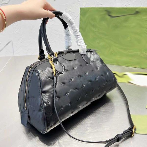 new g duffle bags large capacity luggage travel bags women designer tote handbag backpack men luxurys bag purse 221017
new g duffle bags large capacity luggage travel bags women designer tote handbag backpack men luxurys bag purse 221017