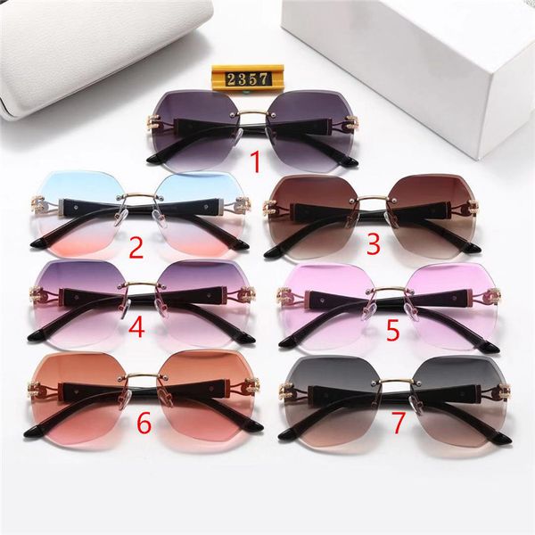 brand women and mens sunglasses designer sunglasses for women new fashion frameless ladies gradual color metal sunglasses trend driving glas, White;black
brand women and mens sunglasses designer sunglasses for women new fashion frameless ladies gradual color metal sunglasses trend driving glas, White;black