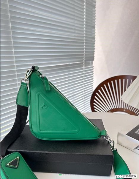 designer shoulder style triangle pure color two-in-one soft strap embroidered fashion bag purse pocket with wallet 3aaa leather uhmg
designer shoulder style triangle pure color two-in-one soft strap embroidered fashion bag purse pocket with wallet 3aaa leather uhmg