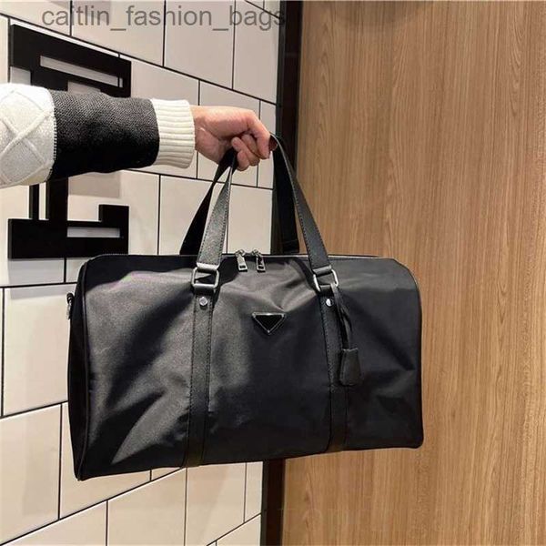 totes saffiano duffle bag with handle travel bags re nylon internal pocket solid color sac luxe versatile outdoor summer useful large design
totes saffiano duffle bag with handle travel bags re nylon internal pocket solid color sac luxe versatile outdoor summer useful large design