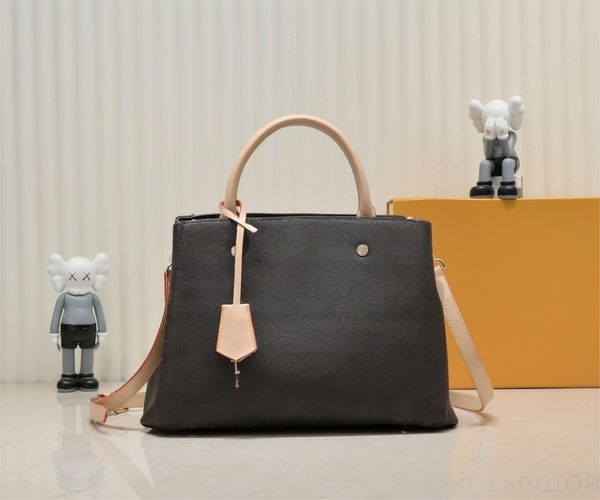 5a designers classic montaigne's women luxurys handbag messenger tote shoulder crossbody travel bag purse
5a designers classic montaigne's women luxurys handbag messenger tote shoulder crossbody travel bag purse