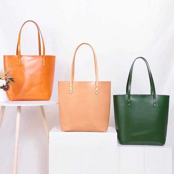 women's bag new tote bag italian vegetable tanned leather portable shoulder bag large capacity commuting leather women's bag
women's bag new tote bag italian vegetable tanned leather portable shoulder bag large capacity commuting leather women's bag