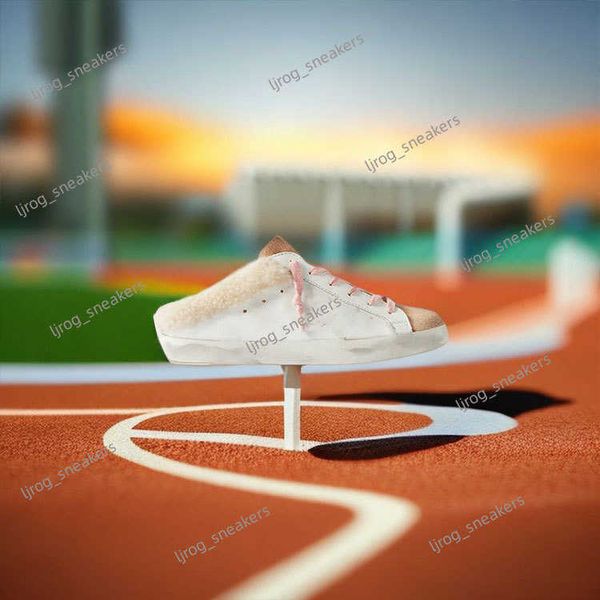 2023 glitter suede leather sneakers dirty slippers shoes white black new release plush fashion casual classic do-old women shoe gooseitys
2023 glitter suede leather sneakers dirty slippers shoes white black new release plush fashion casual classic do-old women shoe gooseitys
