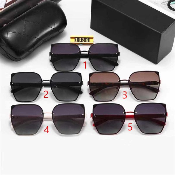 brand women and mens sunglasses designer sunglasses for women new women's fashion polarized trend sunglasses tr90 european sunglasses 1, White;black
brand women and mens sunglasses designer sunglasses for women new women's fashion polarized trend sunglasses tr90 european sunglasses 1, White;black
