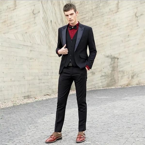 new popular one button groomsmen peak lapel groom tuxedos floral pattern men suits wedding prom man blazer jacket vest pants, Black;gray
new popular one button groomsmen peak lapel groom tuxedos floral pattern men suits wedding prom man blazer jacket vest pants, Black;gray