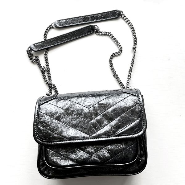 fashion handbags shoulder luxurys y-shaped designer bags vintage silver chain women genuine leather bag flip cover diagonal messenger crossb
fashion handbags shoulder luxurys y-shaped designer bags vintage silver chain women genuine leather bag flip cover diagonal messenger crossb