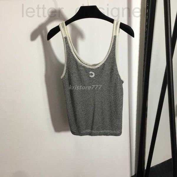 women's t-shirt designer 23ss women designer tee vest knits jogging t shirt with striped embroidery letters crop runway high end brand, White
women's t-shirt designer 23ss women designer tee vest knits jogging t shirt with striped embroidery letters crop runway high end brand, White