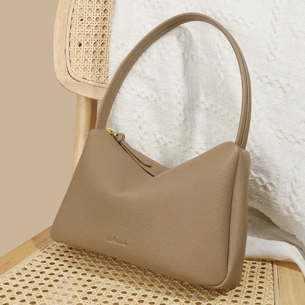 lychee pattern portable minimalist underarm bag for women new fashionable version solid color shoulder bag
lychee pattern portable minimalist underarm bag for women new fashionable version solid color shoulder bag
