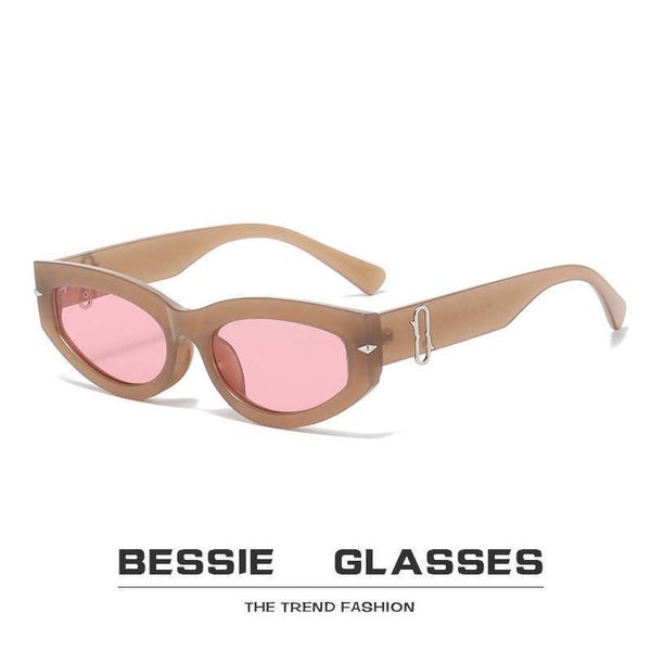 korean version cat eyed female trendy hip-hop enthusiasts internet celebrity and street p of small frame sunglasses for male, White;black
korean version cat eyed female trendy hip-hop enthusiasts internet celebrity and street p of small frame sunglasses for male, White;black