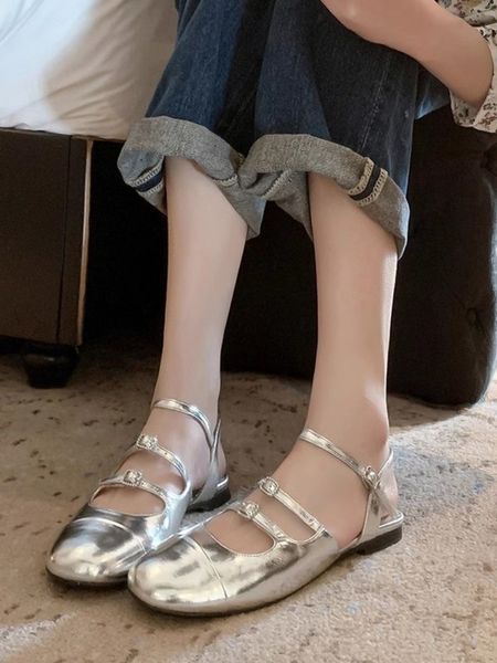 elegant genuine leather women sandal round toe fashion buckle strap hollow out office ladies flat shoes close toe casual sandals, Black
elegant genuine leather women sandal round toe fashion buckle strap hollow out office ladies flat shoes close toe casual sandals, Black