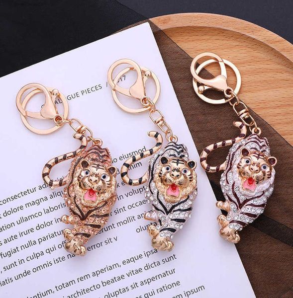 fashion crystal tiger keychain women new year bag accessories handbag purse animal ornament keyring trendy alloy jewelry3527230, Black
fashion crystal tiger keychain women new year bag accessories handbag purse animal ornament keyring trendy alloy jewelry3527230, Black