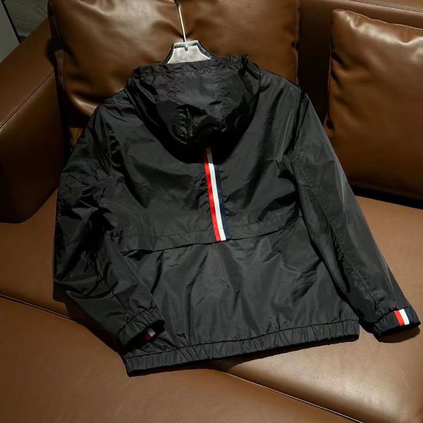 fahion mens jacket hooded spring autumn style man coat sleeves letters printed designer jackets outwears coats size m-4xl, Black;brown
fahion mens jacket hooded spring autumn style man coat sleeves letters printed designer jackets outwears coats size m-4xl, Black;brown