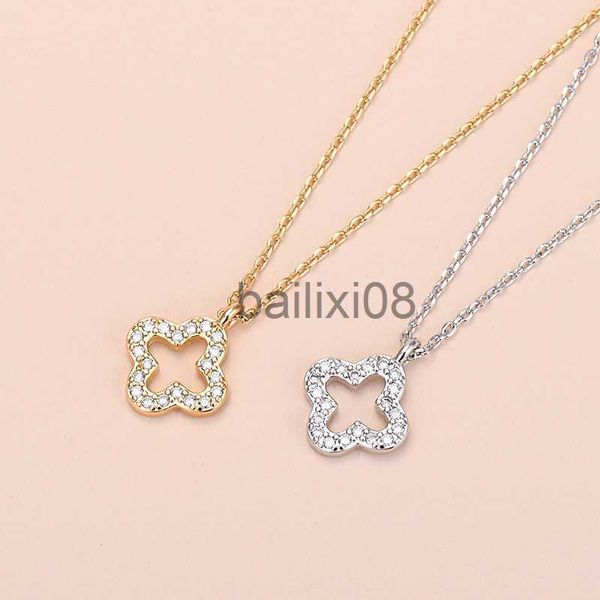 pendant necklaces simple lucky four-leaf clover neckle for women chain charm electroplating white-gold and gold color fashion jewelry pendan, Silver
pendant necklaces simple lucky four-leaf clover neckle for women chain charm electroplating white-gold and gold color fashion jewelry pendan, Silver