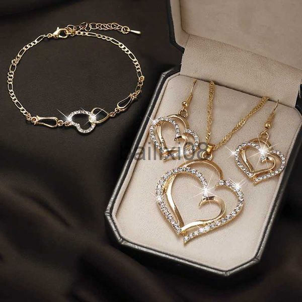 pendant necklaces 2023 luxury simple big small hollow double heart-shaped neckle exquisite crystal zircon pendant chain women's wedding, Silver
pendant necklaces 2023 luxury simple big small hollow double heart-shaped neckle exquisite crystal zircon pendant chain women's wedding, Silver