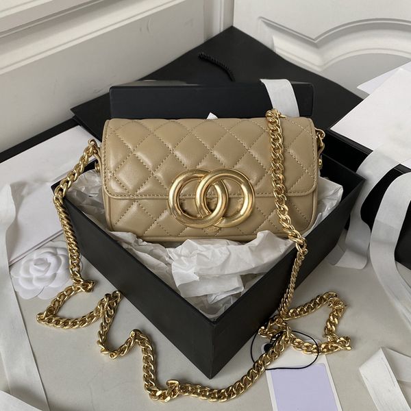 2023 designer shoulder bag vintage big metal hardware luxury women small handbag geniune leather corssbody purse with box as3207
2023 designer shoulder bag vintage big metal hardware luxury women small handbag geniune leather corssbody purse with box as3207