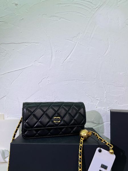 fashion shoulder bag designer classic luxury chain plaid brand wallet vintage women leather handheld
fashion shoulder bag designer classic luxury chain plaid brand wallet vintage women leather handheld
