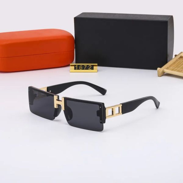 retro sunglasses: fashionable eyewear with mirrored lenses and pc frame - 5 colors + box - ideal for outdoor use, White;black
retro sunglasses: fashionable eyewear with mirrored lenses and pc frame - 5 colors + box - ideal for outdoor use, White;black