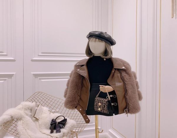 winter new kids rabbit faux fur coat girl lapel zipper leather patchwork faux fur jacket children locomotive coat a49989894209, Blue;gray
winter new kids rabbit faux fur coat girl lapel zipper leather patchwork faux fur jacket children locomotive coat a49989894209, Blue;gray