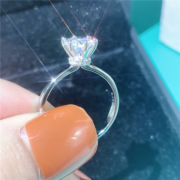 sparkling 1ct lab diamond promise ring 925 sterling silver engagement wedding band rings for women bridal fine party jewelry, Slivery;golden
sparkling 1ct lab diamond promise ring 925 sterling silver engagement wedding band rings for women bridal fine party jewelry, Slivery;golden