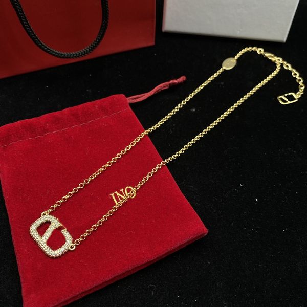2023 exquisite international luxury lock chain pendant necklace bracelet fashion women's 18k gold plated jewelry selected gift, Silver
2023 exquisite international luxury lock chain pendant necklace bracelet fashion women's 18k gold plated jewelry selected gift, Silver
