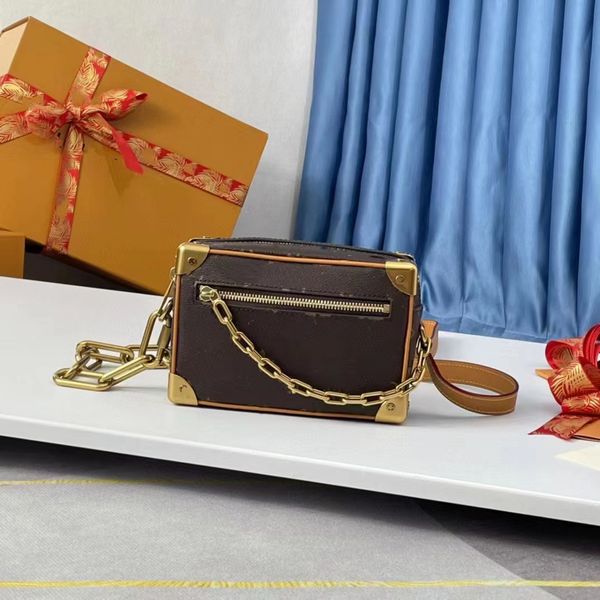 men's bag designer crossbody bag small square bag chain bag luxury 1v brand genuine leather canvas with resin chain fusion large capaci
men's bag designer crossbody bag small square bag chain bag luxury 1v brand genuine leather canvas with resin chain fusion large capaci