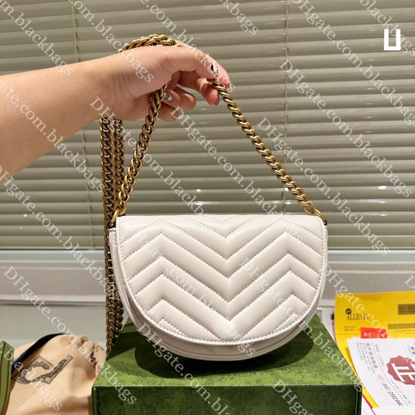 vintage gold letter chain shoulder bag designer bag for women luxury genuine leather corssbody bags solid color with box
vintage gold letter chain shoulder bag designer bag for women luxury genuine leather corssbody bags solid color with box