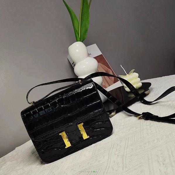 waist pattern handbag designer shoulder wallet flap bag letters totes bags new women solid hasp chain clutch luxury caviar pattern hand nwhc
waist pattern handbag designer shoulder wallet flap bag letters totes bags new women solid hasp chain clutch luxury caviar pattern hand nwhc