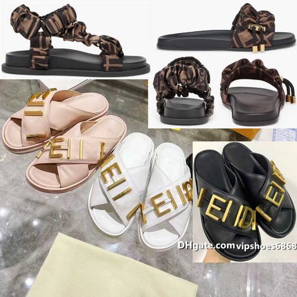 2023 luxurys designers sandals slippers mens womens fashion summer girls beach sandal slides ladies flip flops loafers embroidered black whi
2023 luxurys designers sandals slippers mens womens fashion summer girls beach sandal slides ladies flip flops loafers embroidered black whi